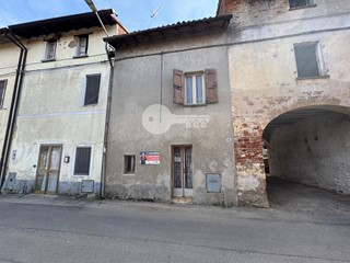 Rustico in Vendita a Seniga, 23'000€, 158 m²