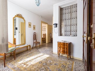 Villa in Vendita a Pordenone, 500'000€, 310 m²