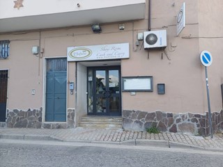 Immobile commerciale in Affitto a Casagiove, 950€, 220 m²