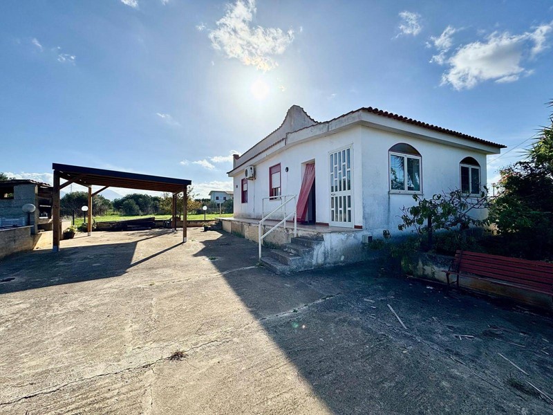 Villa in Vendita a Partinico, 98'000€, 90 m²