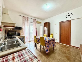 Quadrilocale in Vendita a Balestrate, 95'000€, 91 m²