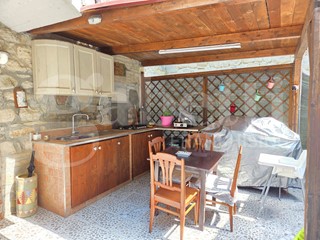 Casa Indipendente in Vendita a Monzuno, 215'000€, 190 m²