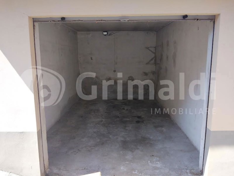 Box in Vendita a Cusano Milanino, 15'500€, 14 m²