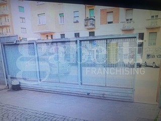 Box in Vendita a Milano, 48'000€, 17 m²