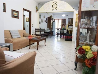 Villa in Vendita a Scafati, 470'000€, 365 m²