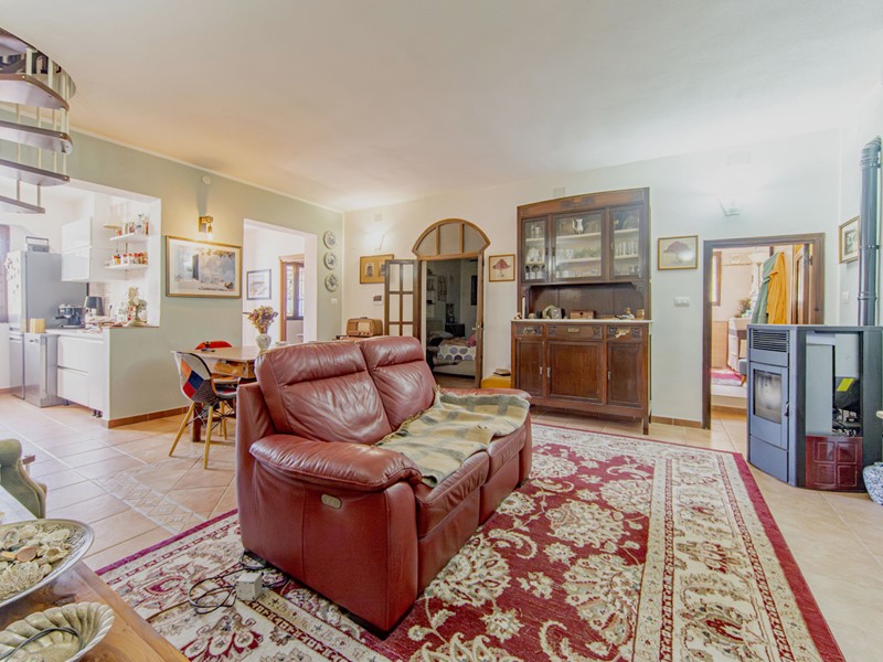 Casa Indipendente in Vendita a Sinnai, 155'000€, 111 m²