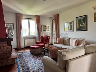 Quadrilocale in Vendita a Crema, 180'000&euro;, 118 m², con Box