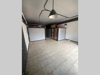 Capannone in Affitto a Pescara, zona Ospedale, 800€, 80 m²