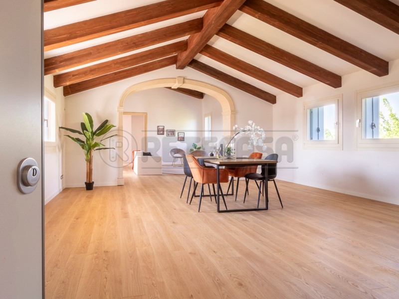 Quadrilocale in Vendita a Bolzano Vicentino, 298'000&euro;, 171 m², con Box