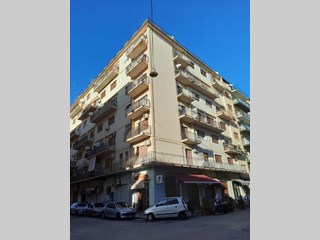 Stanza in Affitto a Palermo, zona Oreto, 200€, 105 m², arredato