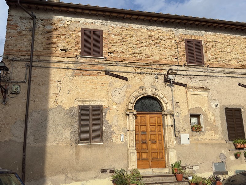 Appartamento in Vendita a Forano, 86'000&euro;, 110 m², arredato