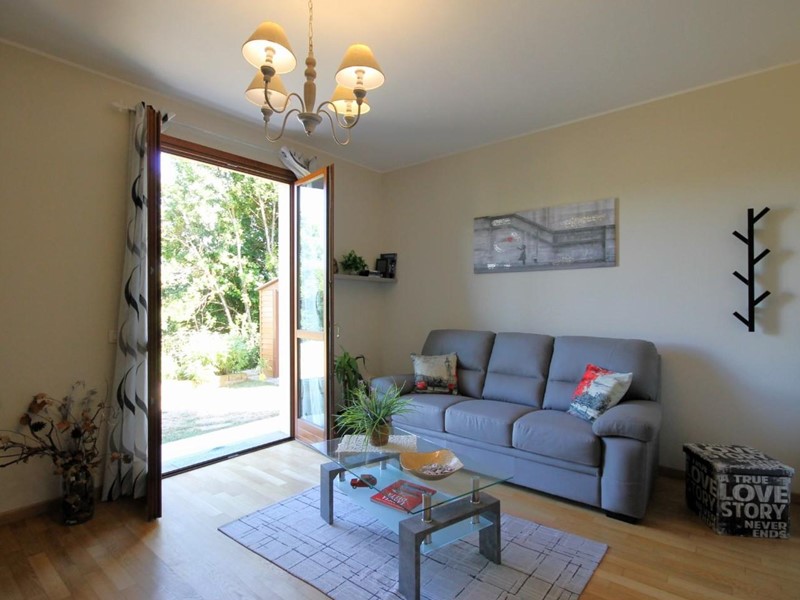 Villa in Vendita a Capannori, zona Segromigno In Monte, 325'000€, 100 m², arredato