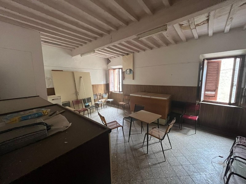 Casa Indipendente in Vendita a Lajatico, zona Orciatico, 27'000€, 103 m²