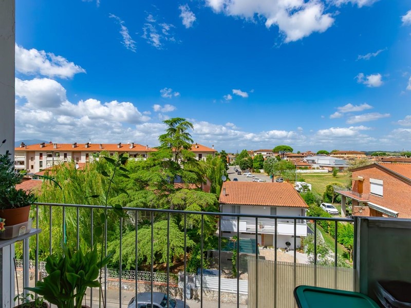 Quadrilocale in Vendita a Ponsacco, 125'000€, 100 m², con Box