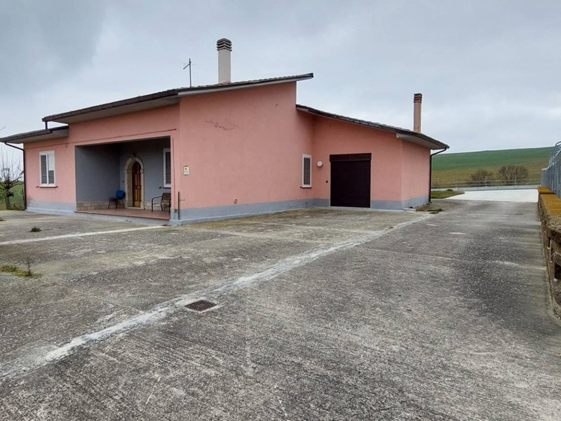 Casa Indipendente in Affitto a Ariano Irpino, 400€, 120 m²