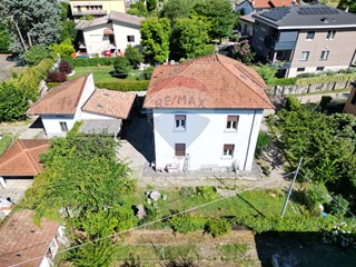 Trilocale in Vendita a Arcisate, 185'000€, 158 m²