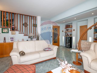 Villetta a schiera in Vendita a Caltagirone, 179'000€, 137 m²