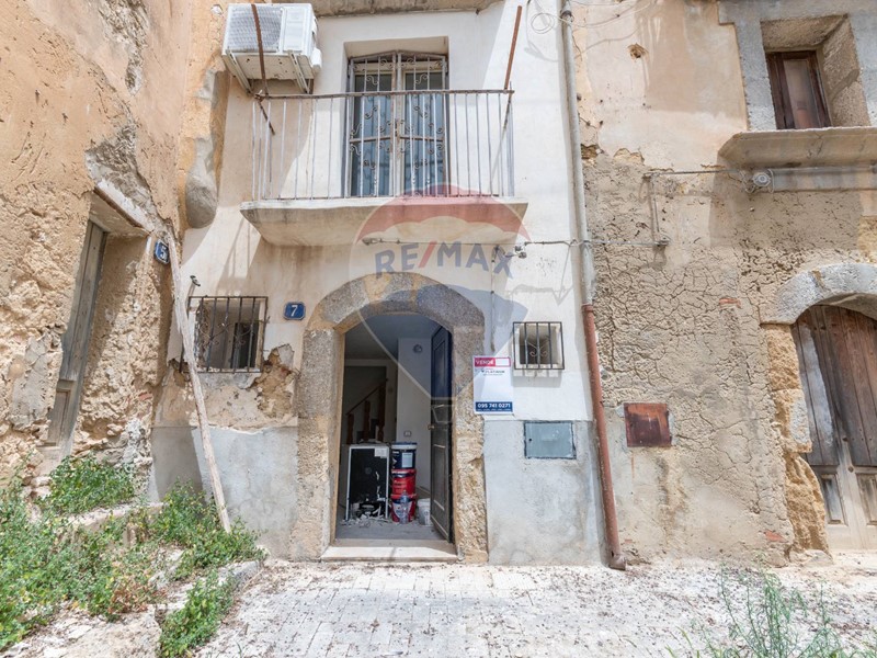 Bilocale in Vendita a Caltagirone, 10'900€, 50 m²