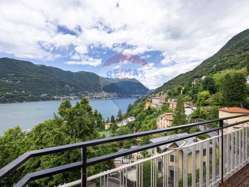 Bilocale in Vendita a Blevio, 270'000€, 127 m²