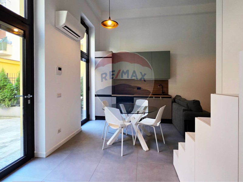 Loft in Affitto a Milano, 1'290€, 42 m²
