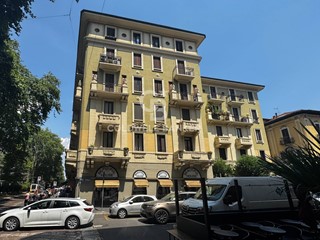 Trilocale in Affitto a Milano, 1'980€, 78 m²