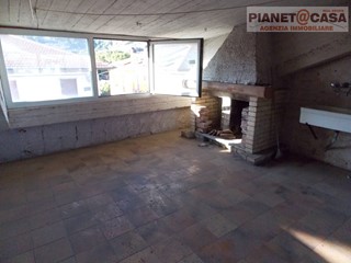Attico in Vendita a Castel di Lama, 35'000€, 60 m²