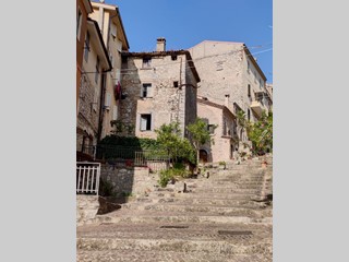 Appartamento in Vendita a Vallecorsa, 4'900€, 130 m²