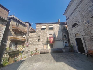 Appartamento in Vendita a Vallecorsa, 29'800€, 160 m²