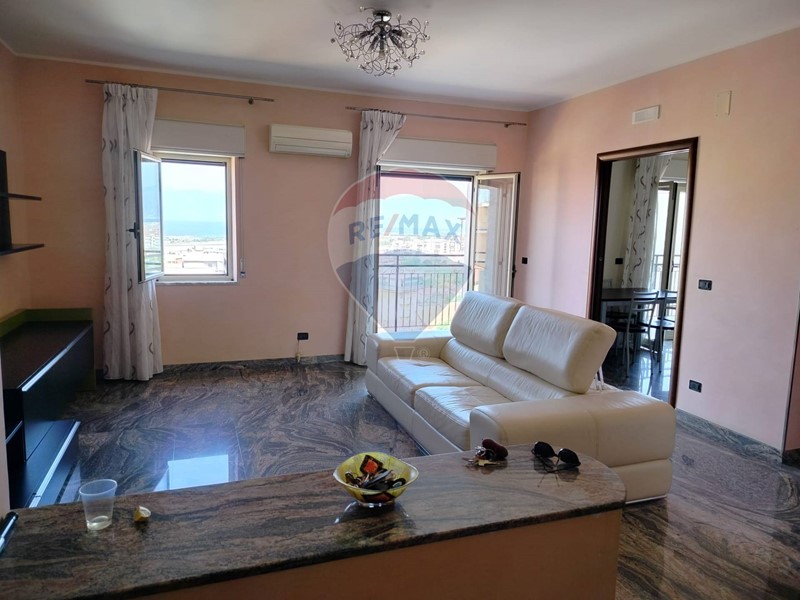 Quadrilocale in Vendita a Reggio Calabria, 120'000€, 126 m²