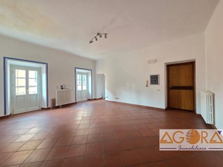 Ufficio in Affitto a Tortona, 500&euro;, 120 m²