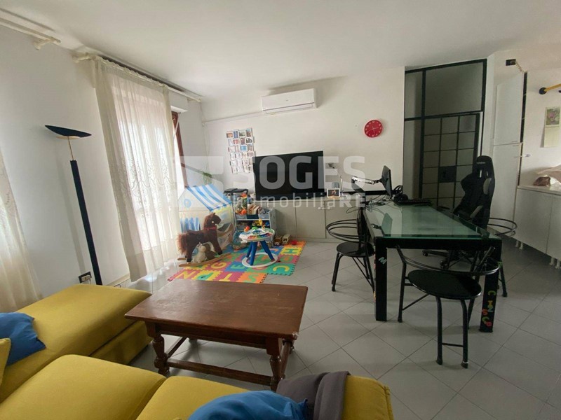 Quadrilocale in Vendita a Figline e Incisa Valdarno, 250'000€, 100 m²