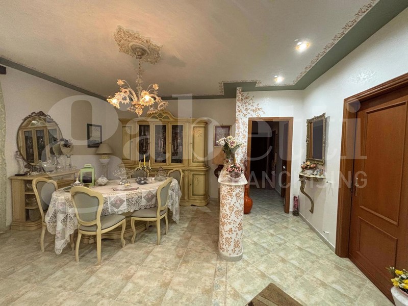 Quadrilocale in Vendita a Bagheria, 149'000€, 151 m²