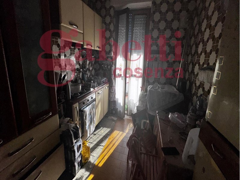 Trilocale in Vendita a Cosenza, 66'000€, 100 m²