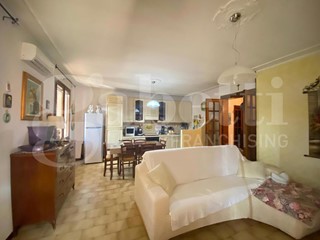 Casa Indipendente in Vendita a Gavello, 130'000€, 170 m², arredato