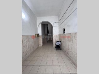 Bilocale in Vendita a Bari, 35'000€, 67 m²