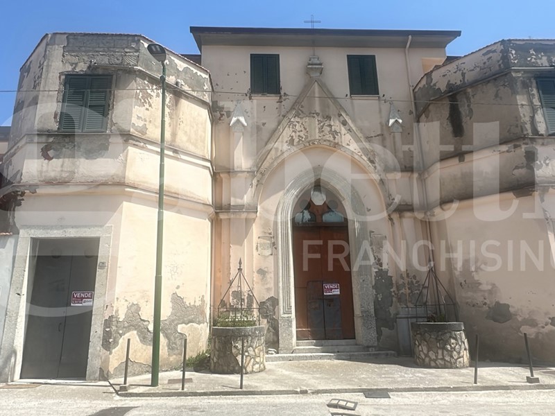 Casa Indipendente in Vendita a Cesinali, 85'000&euro;, 120 m²