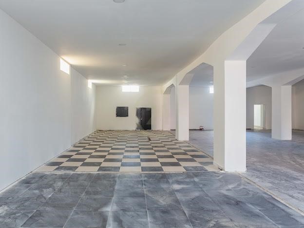Capannone in Vendita a Misterbianco, zona Serra - Belvedere, 290'000€, 390 m²