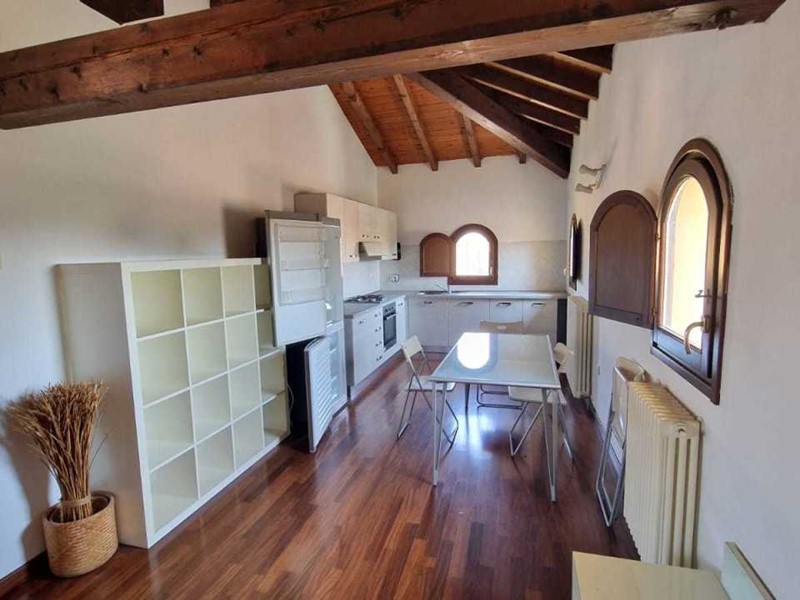 Trilocale in Vendita a Minerbio, 168'000€, 90 m², arredato