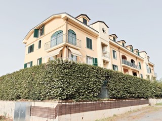 Quadrilocale in Vendita a Fosdinovo, 185'000&euro;, 80 m²