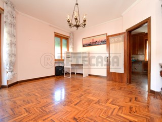 Appartamento in Vendita a Valdagno, 85'000€, 110 m²