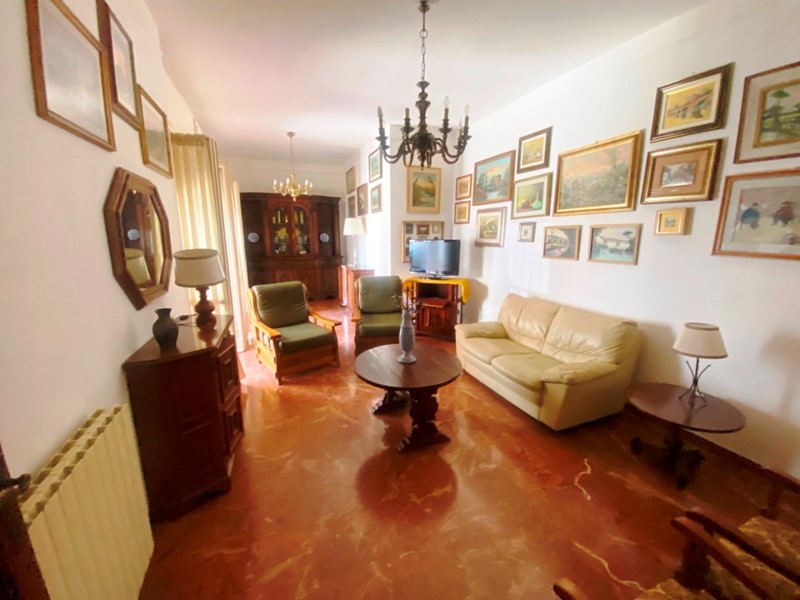 Appartamento in Vendita a Carrara, zona Gildona, 183'000€, 120 m²