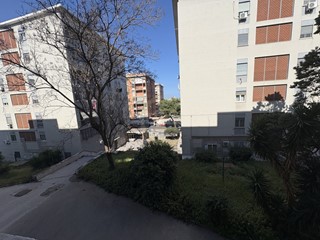 Bilocale in Vendita a Catania, zona Piazza Risorgimento, 55'000&euro;, 75 m²