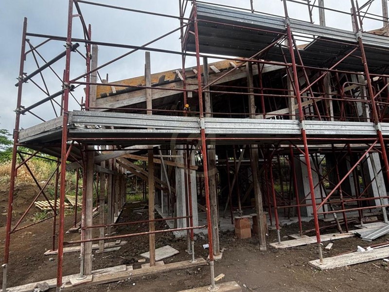 Villa in Vendita a Aci Sant'Antonio, zona Lavinaio, 290'000€, 120 m²