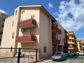Quadrilocale in Vendita a Rometta, 107'000&euro;, 98 m²