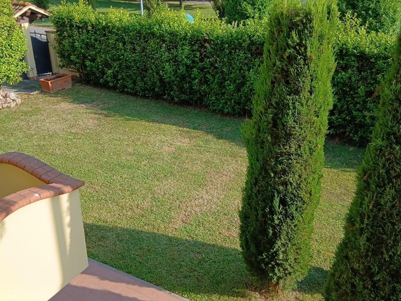 Villa in Vendita a Vecchiano, zona Nodica, 530'000€, 210 m², arredato, con Box