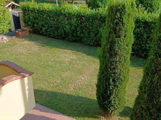 Villa in Vendita a Vecchiano, zona Nodica, 530'000€, 210 m², arredato, con Box