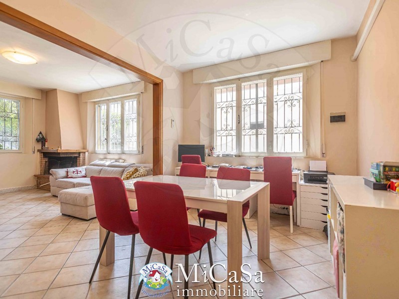 Villa bifamiliare in Vendita a Pisa, 355'000€, 130 m²