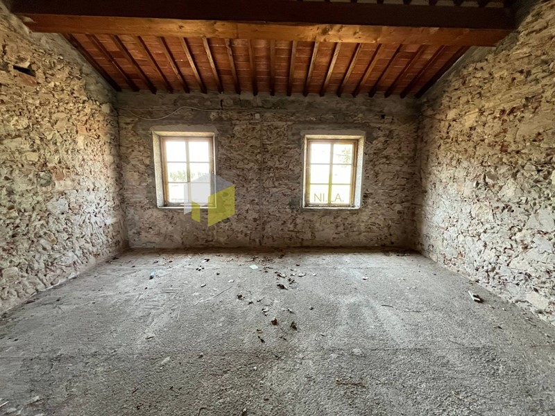 Casa Indipendente in Vendita a San Giuliano Terme, 320'000€, 150 m², con Box