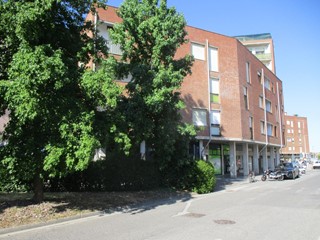 Trilocale in Vendita a Pontedera, 75'000€, 60 m², con Box