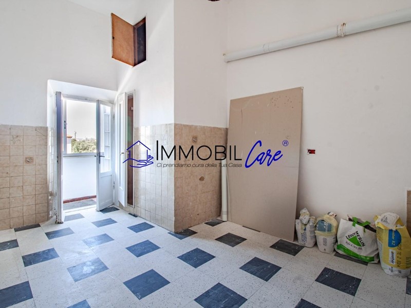 Quadrilocale in Vendita a Livorno, 115'000€, 105 m²